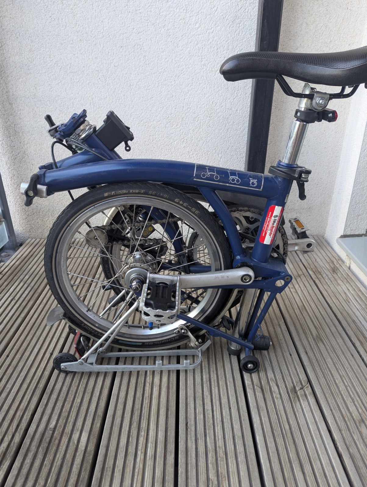 Brompton M3L Folding Bike Tempest Blue 3 Speed – Rack, Lights, Extras