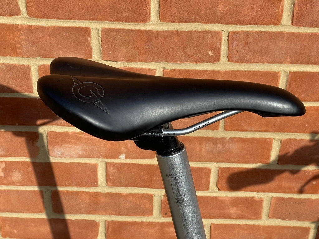 Dahon Speed TR 24 speed folding touring bike - lovely bike. Collection Essex