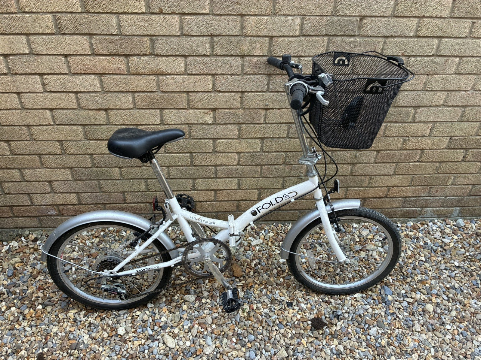 Saxon White Folding Bike