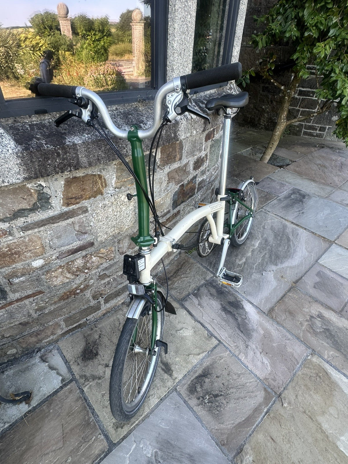 Brompton M6L 6-Speed Custom Racing Green / Ivory – From New, Recently Serviced