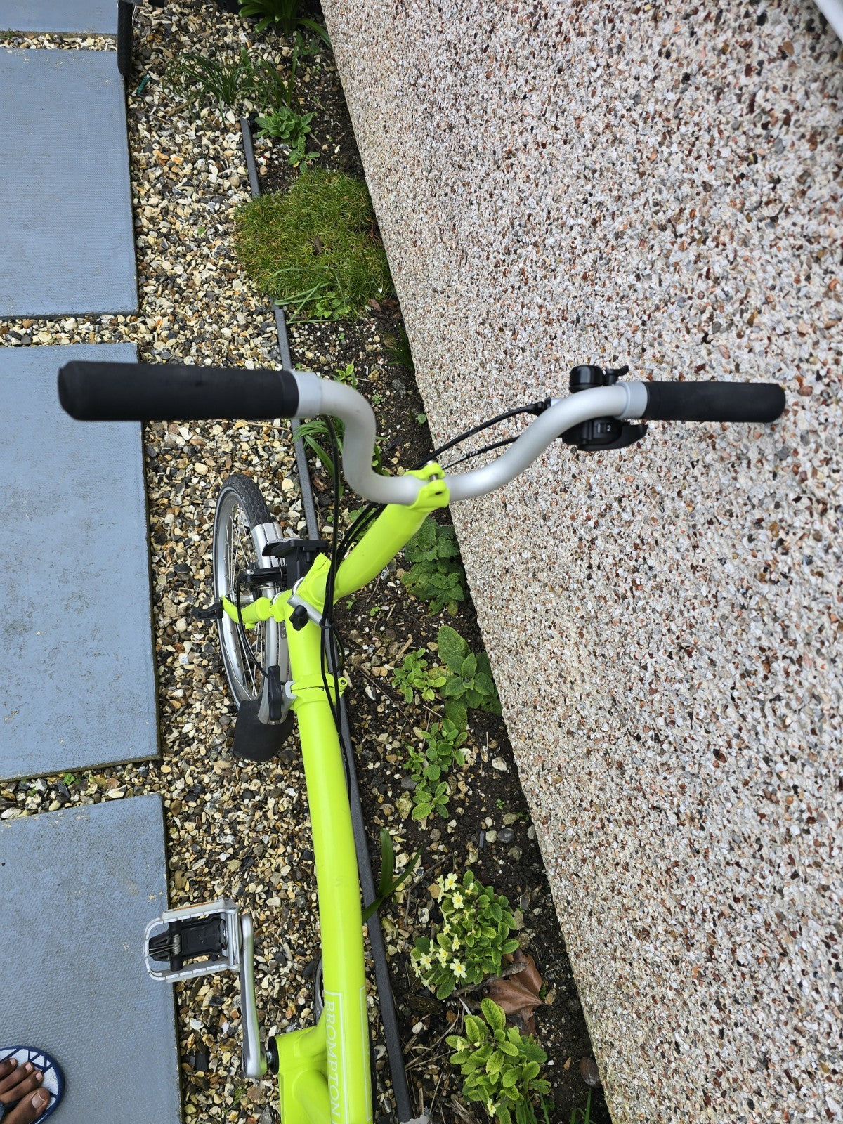 Brompton C Line in Lime green