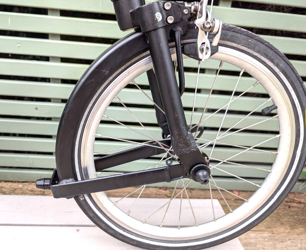 Mezzo D9 Folding Fold-up Foldable Bike with Rear Rack Bag