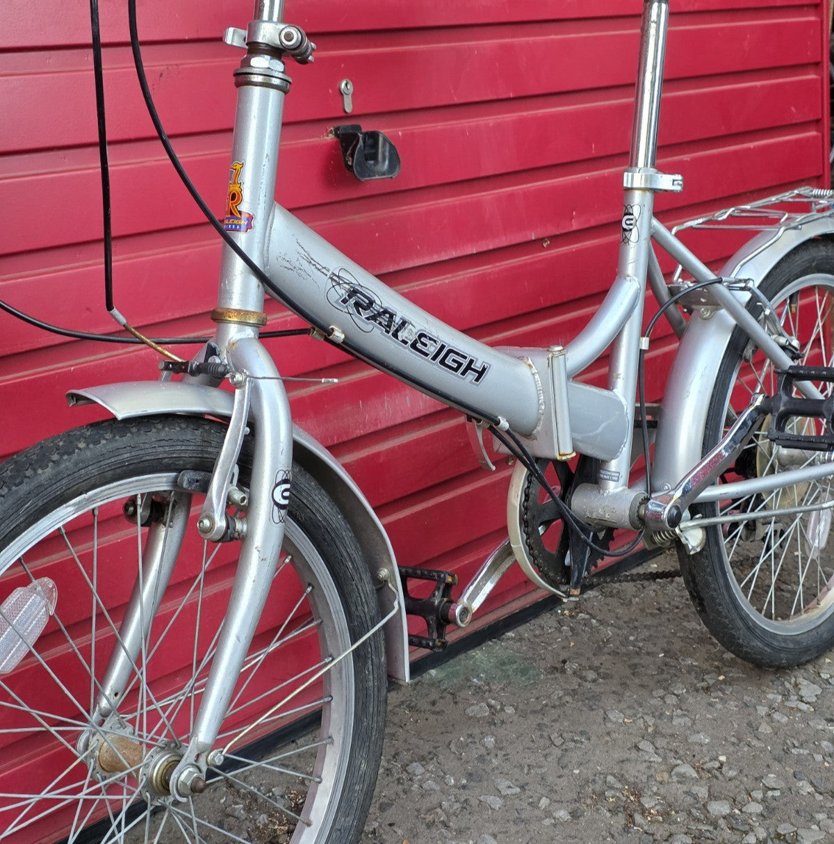 RALEIGH ECLIPSE FOLD UP BIKE (33cm FRAME SIZE w/ 20" WHEELS)