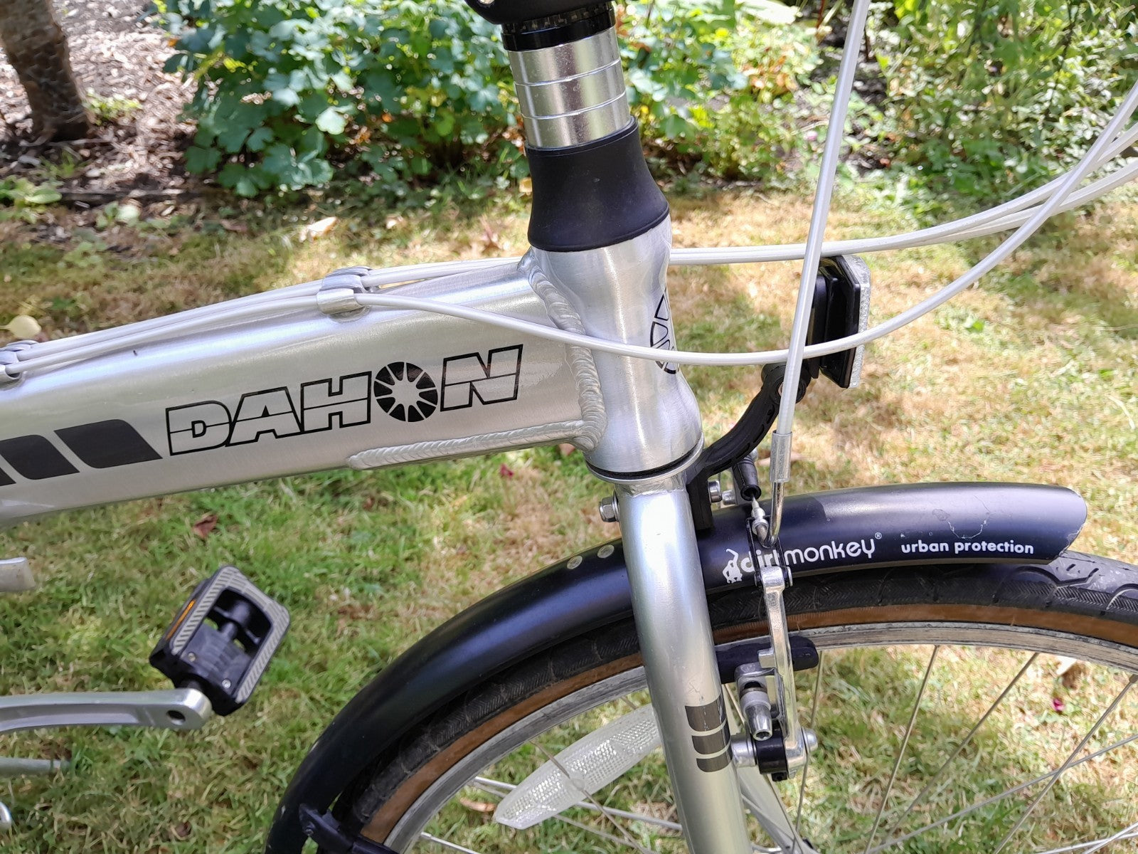 Dahon Espresso (med) 26" Folding Hybrid Bike Aluminium + many extras...