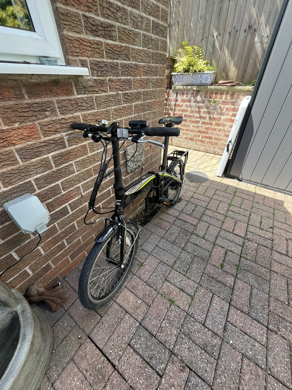 Carerra CrossCity-E Folding Bike