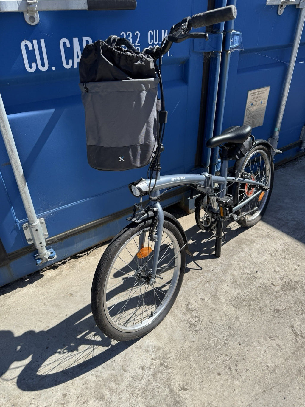 B'Twin Tilt 120 Folding Bike - Grey - in excellent condition