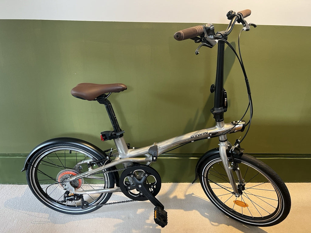 Decathlon BTwin Tilt 900 folding bike, 12kg aluminium, 9 speed (560 predecessor)