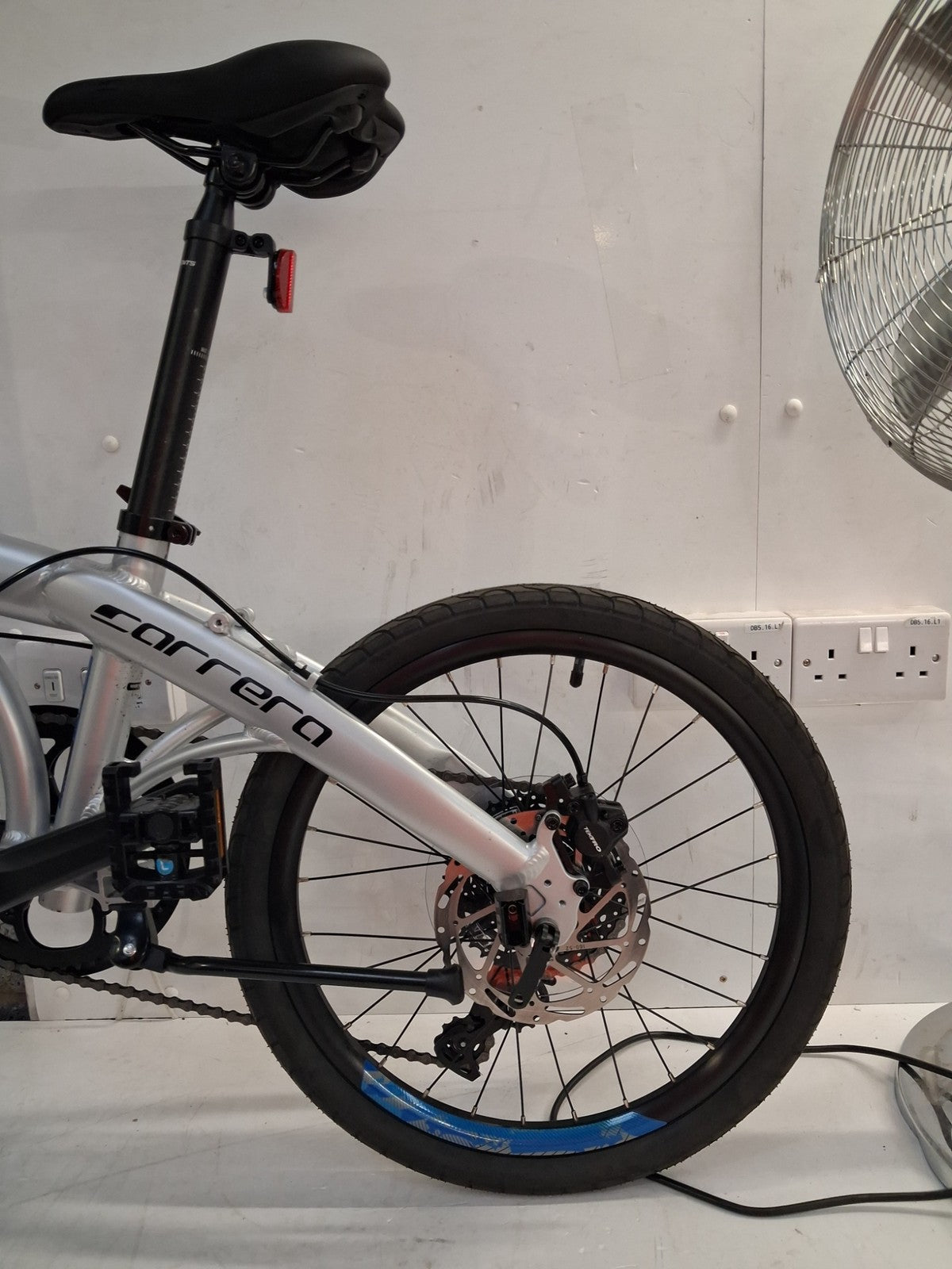 Carrera Intercity 2 Folding Bike 20in Wheels 9 Speed - Alloy - Silver (Marks)