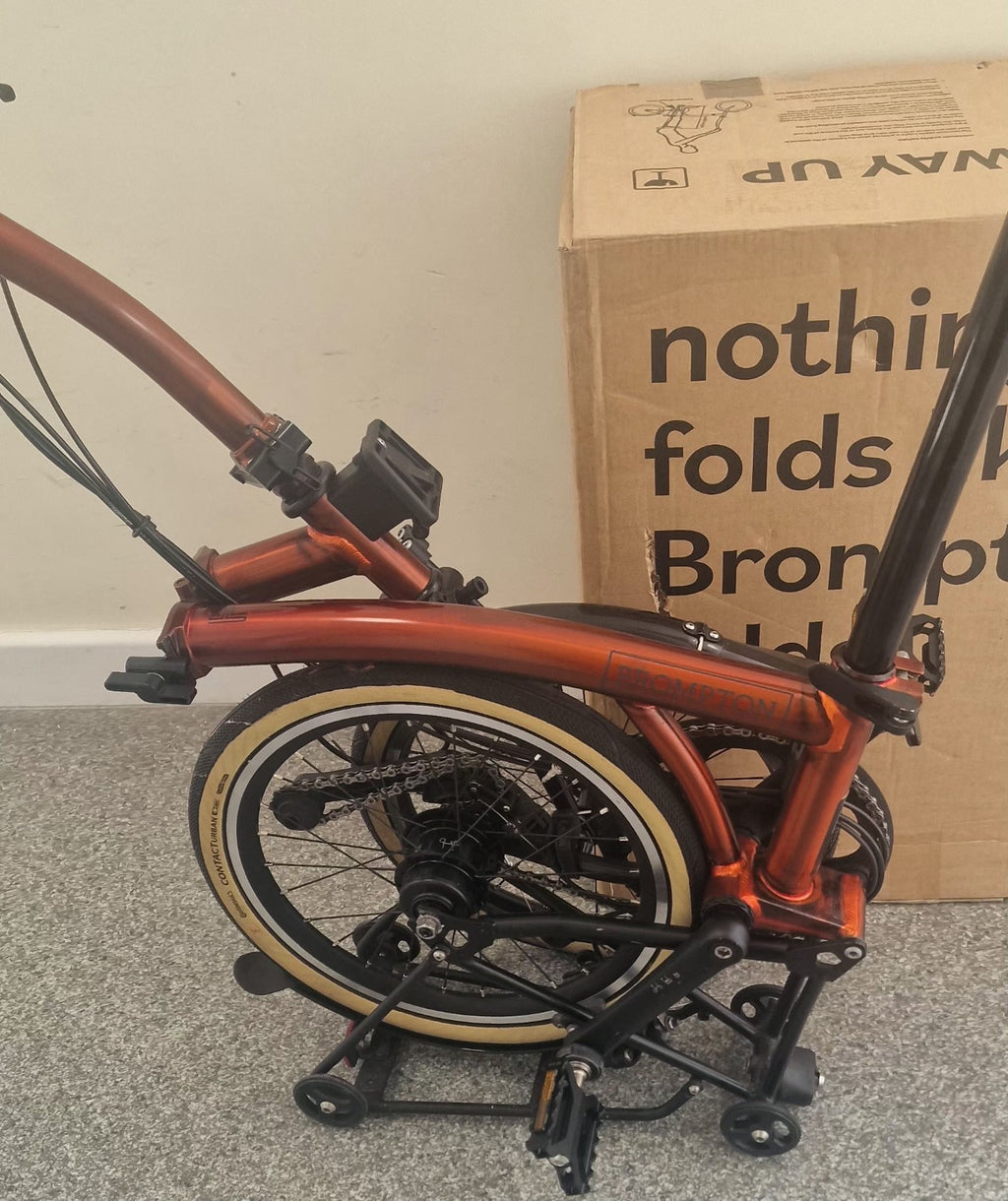 Brompton P Line 12 speed FLAME LACQUER + roller. Low £$🌎 Post📦🛫📮.RRP£2679