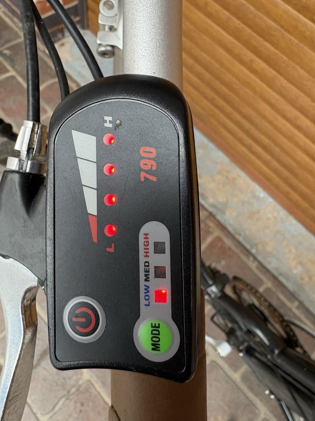 Electric Foldable 24v Bicycle Very Good Condition Dry Store Collection Only