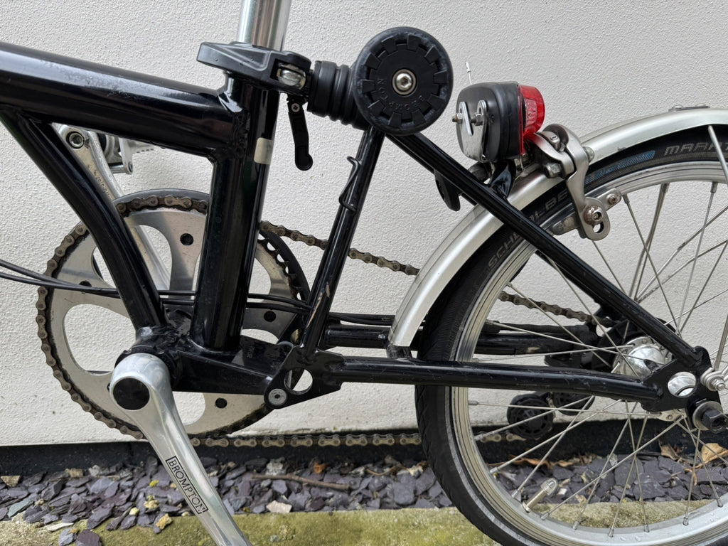 Brompton S2L 2 Speed Folding Bike Black - mudguards - Brooks grips - front block