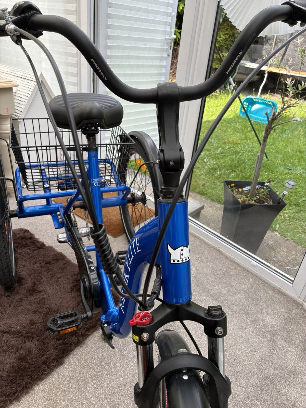 Yorvik Elite 3 Wheel Trike Folding Bike With Basket