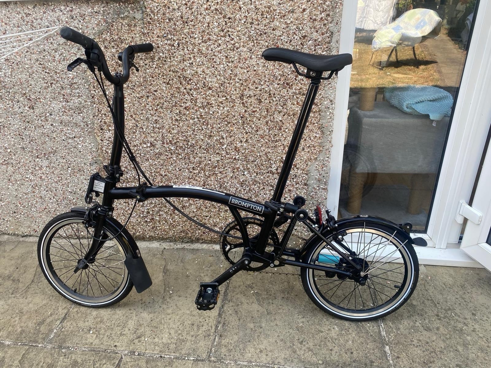 Brompton C Line 2023 Folding Bike Black 16in Mudguards Reflectors Cruiser Bar