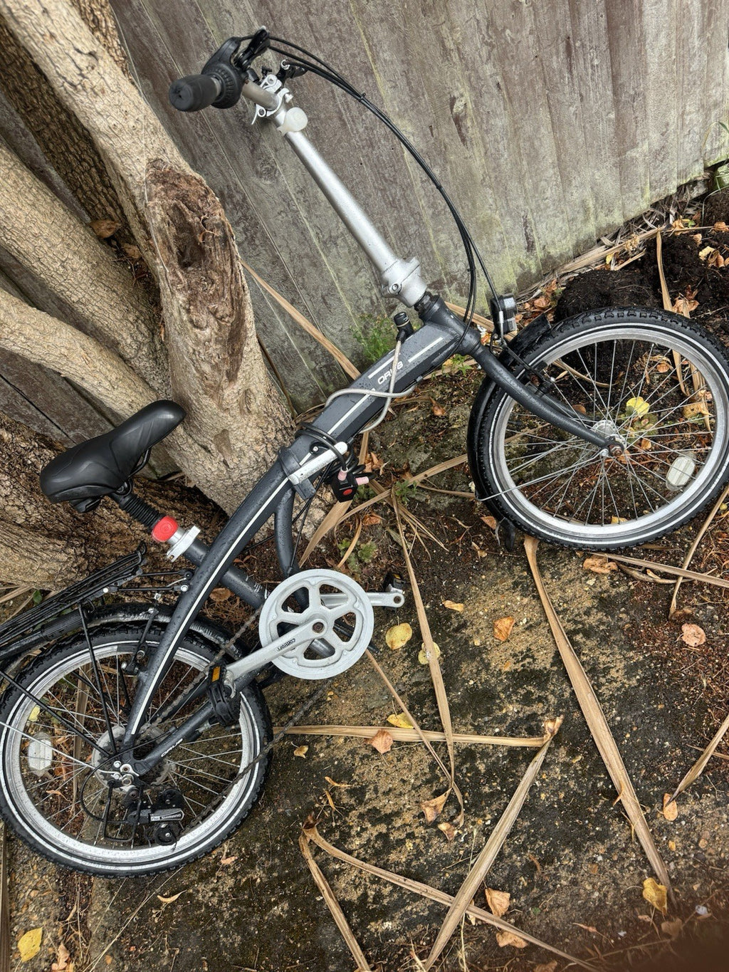 Orus folding bike used with extras pic up only very good condition, ready to use