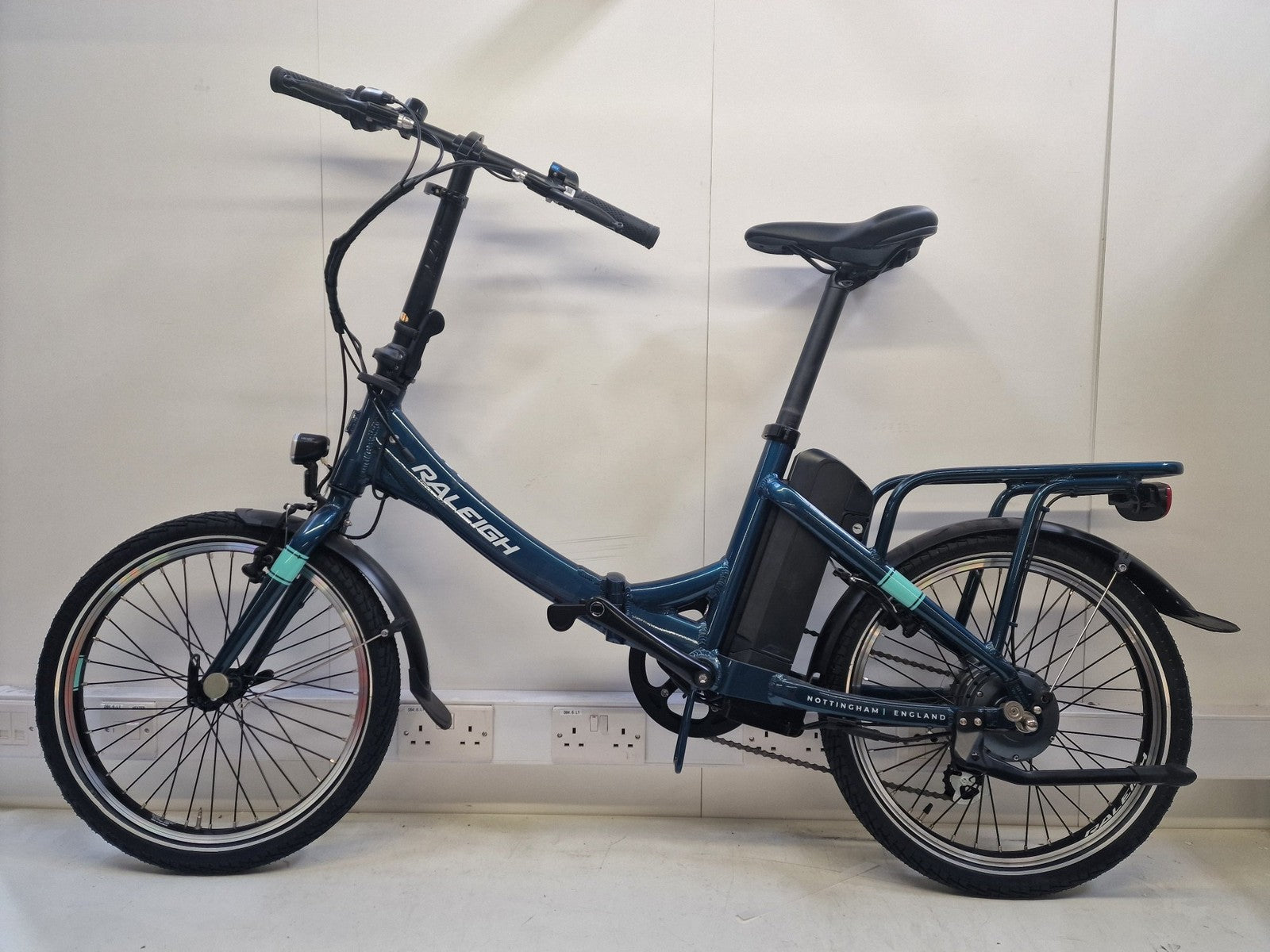 Raleigh 2019 Evo Alloy Folding Bike 20" Wheel - Blue Green (Damaged/No Cover)