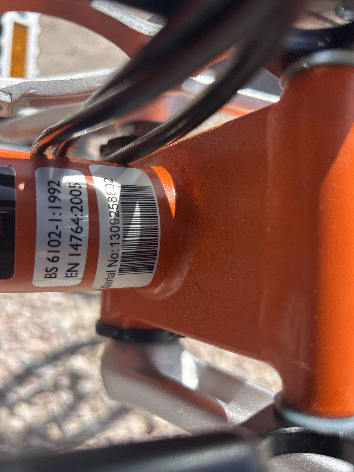 Brompton M6L (2013) Bright Orange + Brooks Saddle + Storage bag - Hardly Used