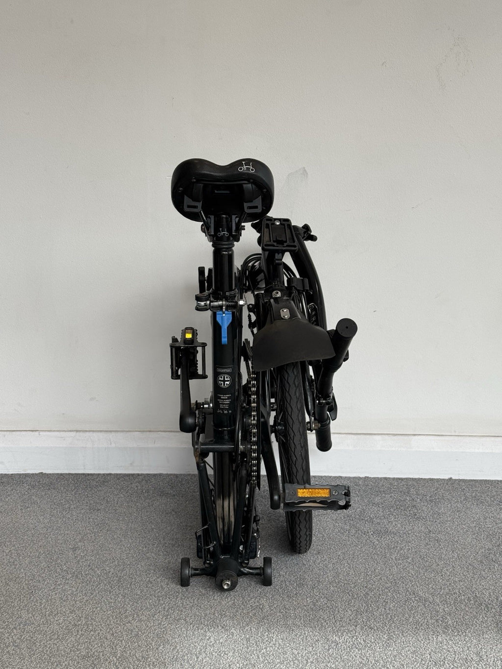 Brompton Folding Bike 6-Speed - C-Line Explore - Black Edition
