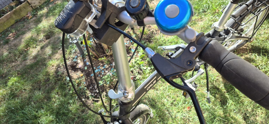 ORUS 20in Folding Bike 6-Speed Derailleur, Rear Rack, Mudguards, Grey