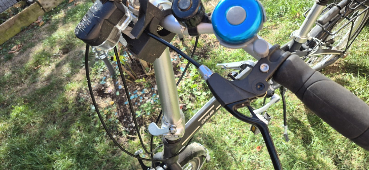ORUS 20in Folding Bike 6-Speed Derailleur, Rear Rack, Mudguards, Grey