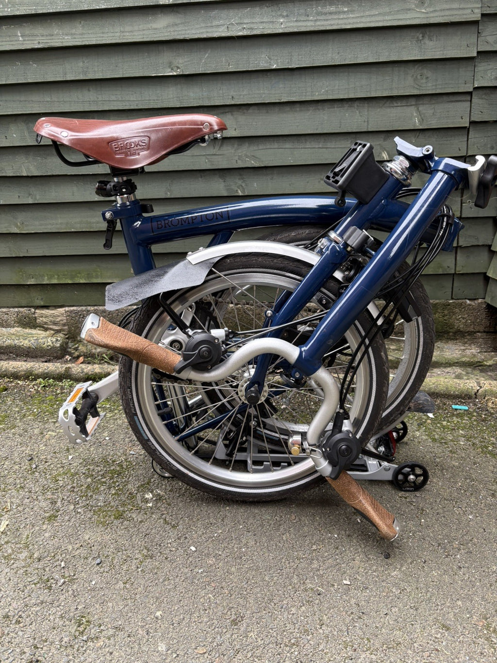Brompton C Line  Folding Bike 6-Speed with extras excellent condition