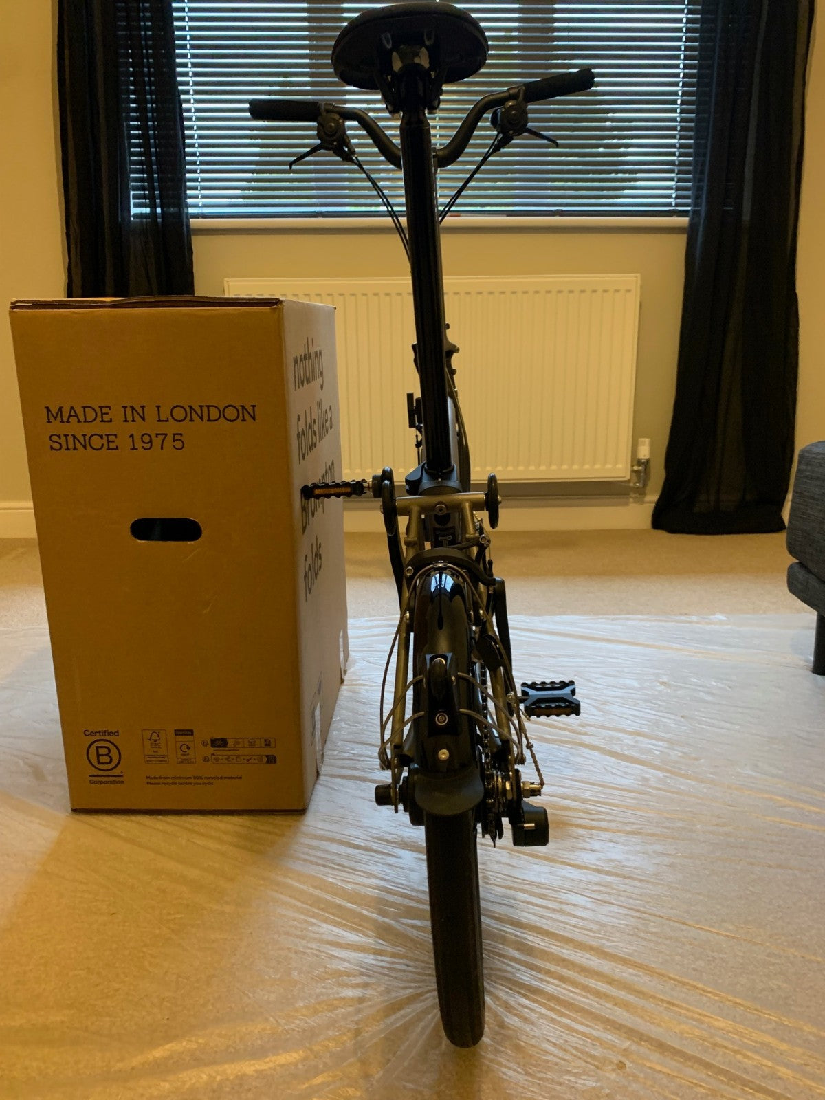 Brompton T Line 2026 12-Speed, Titanium, Mid Handlebar
