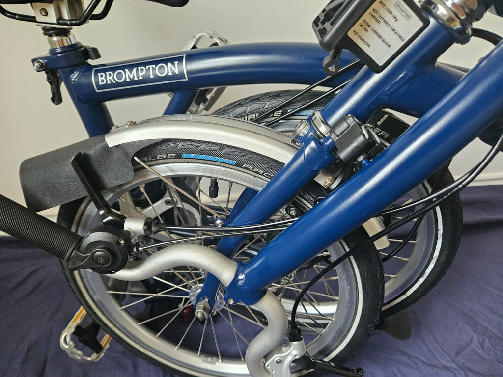 Brompton M3L - 3 Speed - C Line - Mid- Tempest Blue