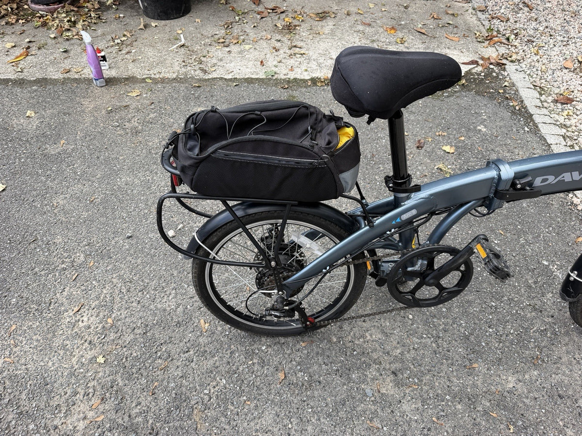 DAWES  Folding bike.