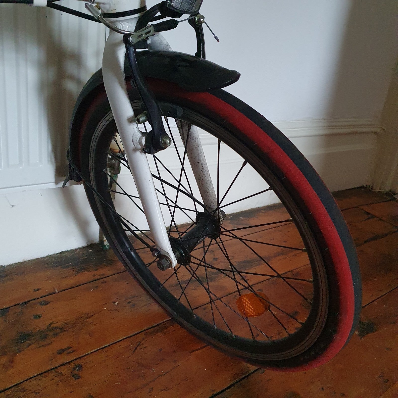 Ecosmo 20" folding bike 6-speed  Shimano RevoShift  Wheels Needs Inflating