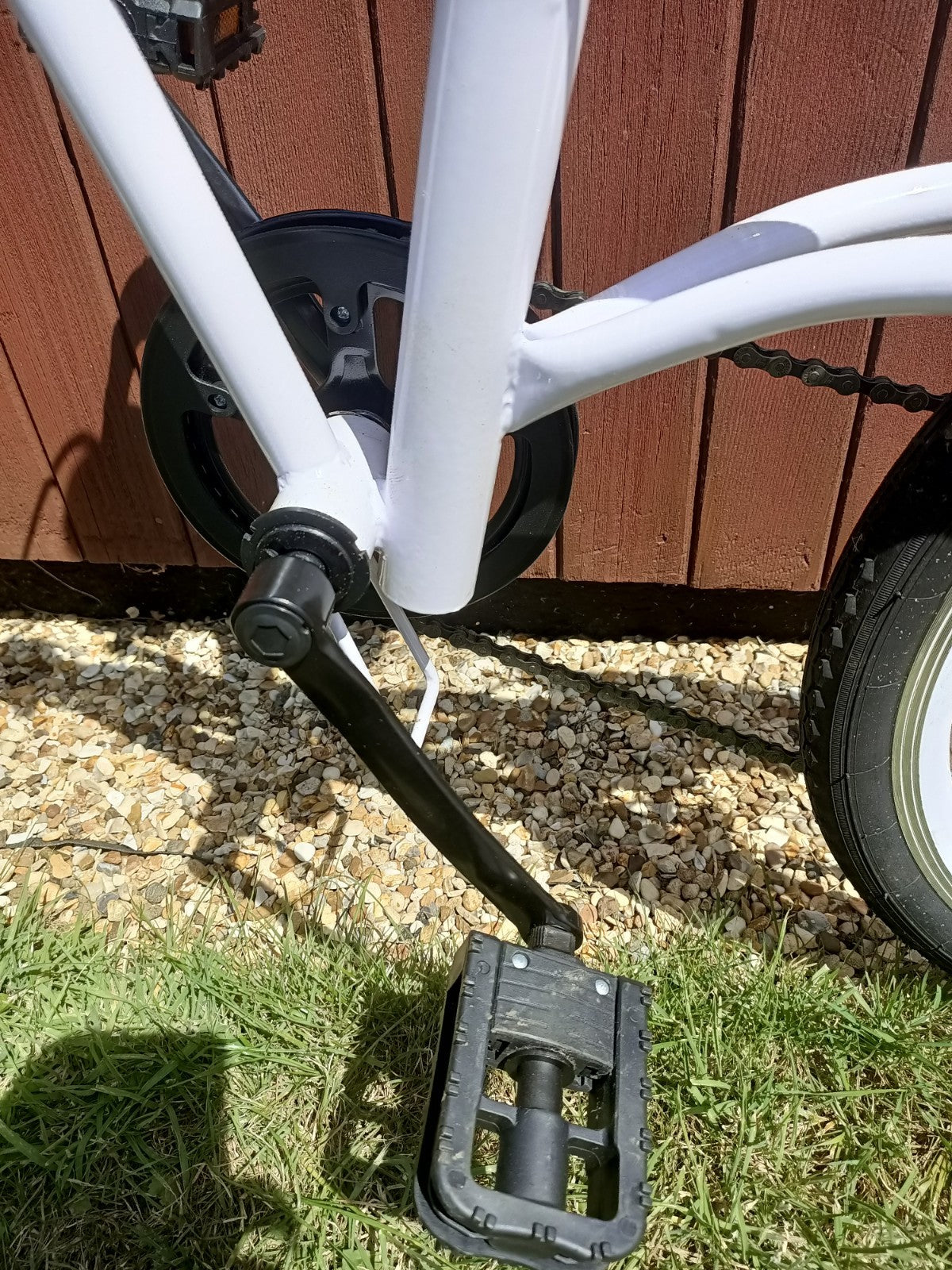 7 Speed 20" Folding White Bike with stand #1216