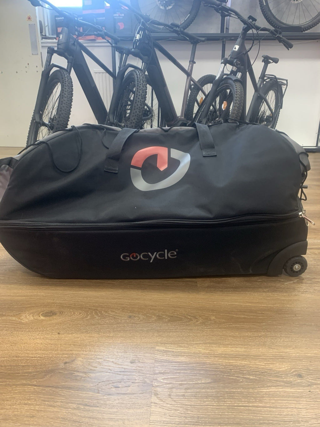 Gocycle travel case is compatible with GX, GXi, G4, G4i and G4i+ models.