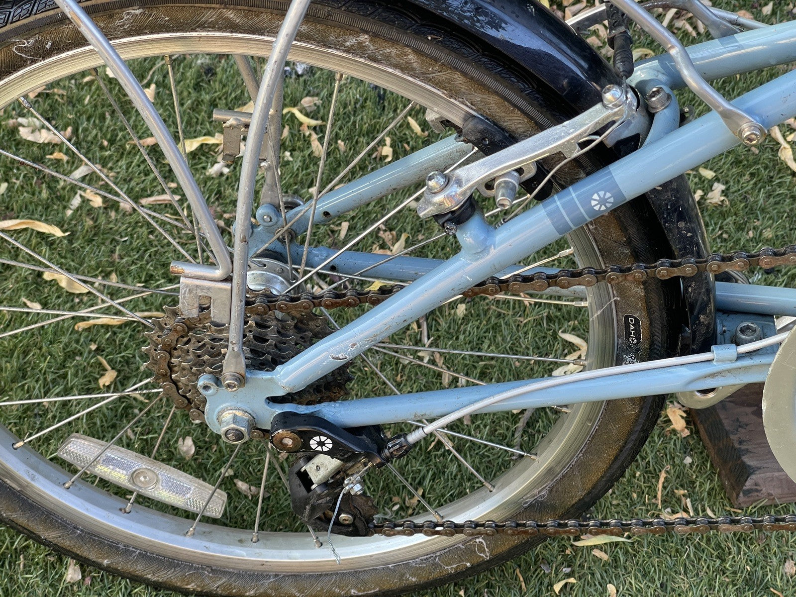 DAHON FOLDING BIKE 7 SPEED