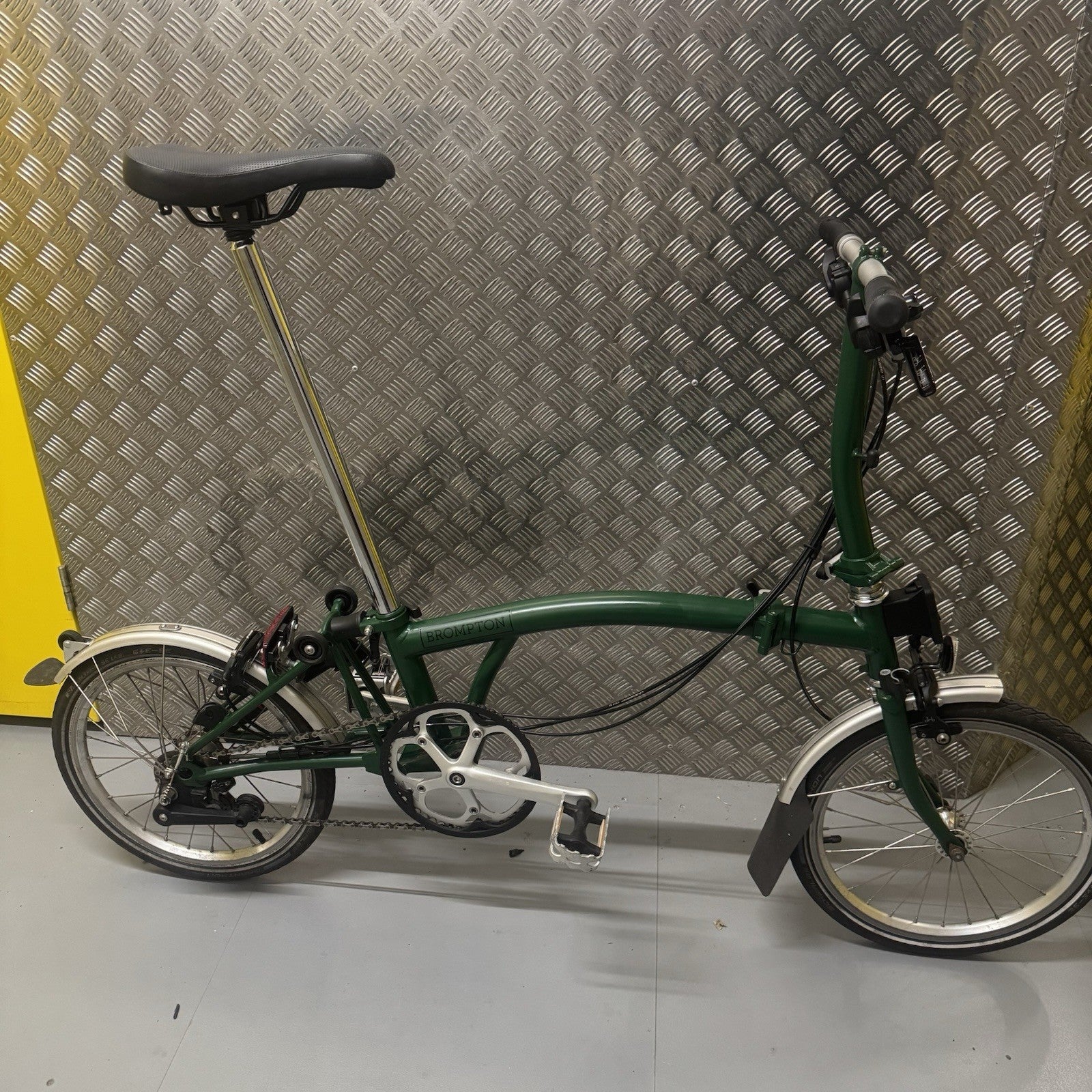 Brompton C Line Explore 2021 Racing Green S Bar Excellent Condition