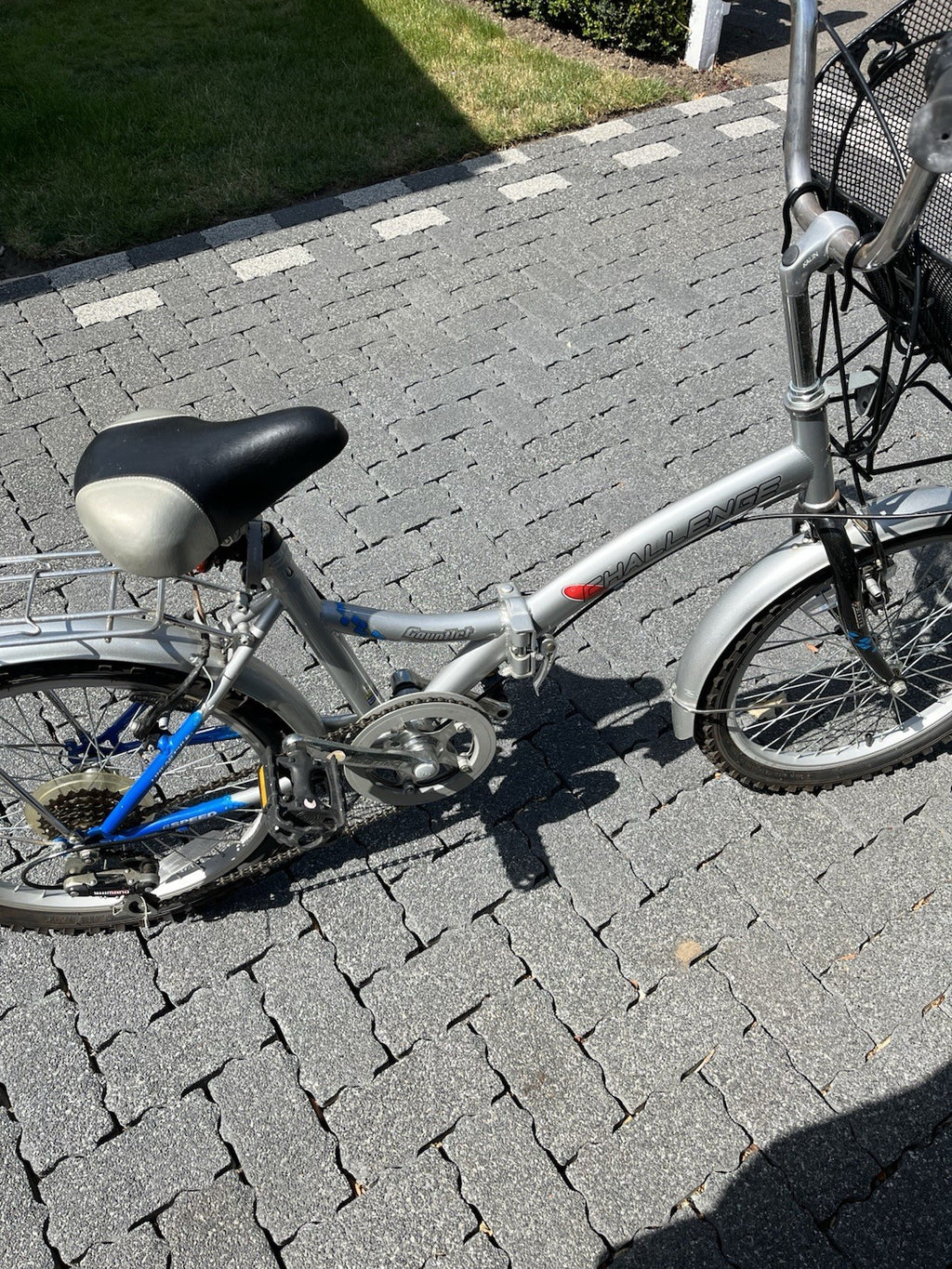 Challenge Gauntlet Folding Bike With 6 Speed Microshift Gears