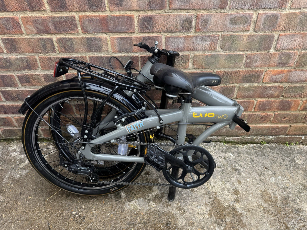 Raleigh Evo Two 20in Folding Bike 6 Speed V-Brake Rack Mudguards Grey Black