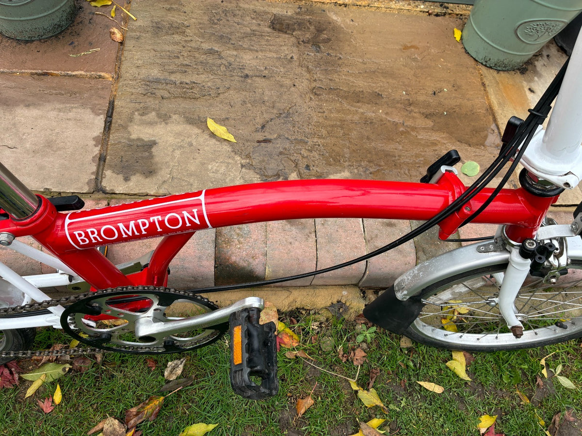 Brompton M3L (3 Speed) Folding Bicycle - Red/White London - Essex