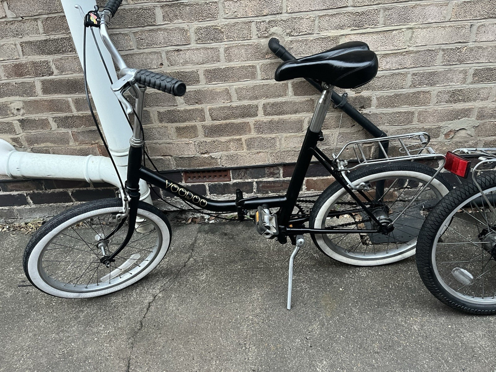 Folding bikes -3 speed- easy folding step over-20 inches- Pristine condition