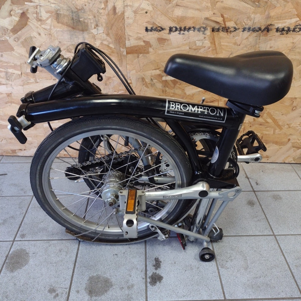 Brompton M6L 2007 Folding Bike Black Serviced Ready To Ride Six-Speed Hub Gear