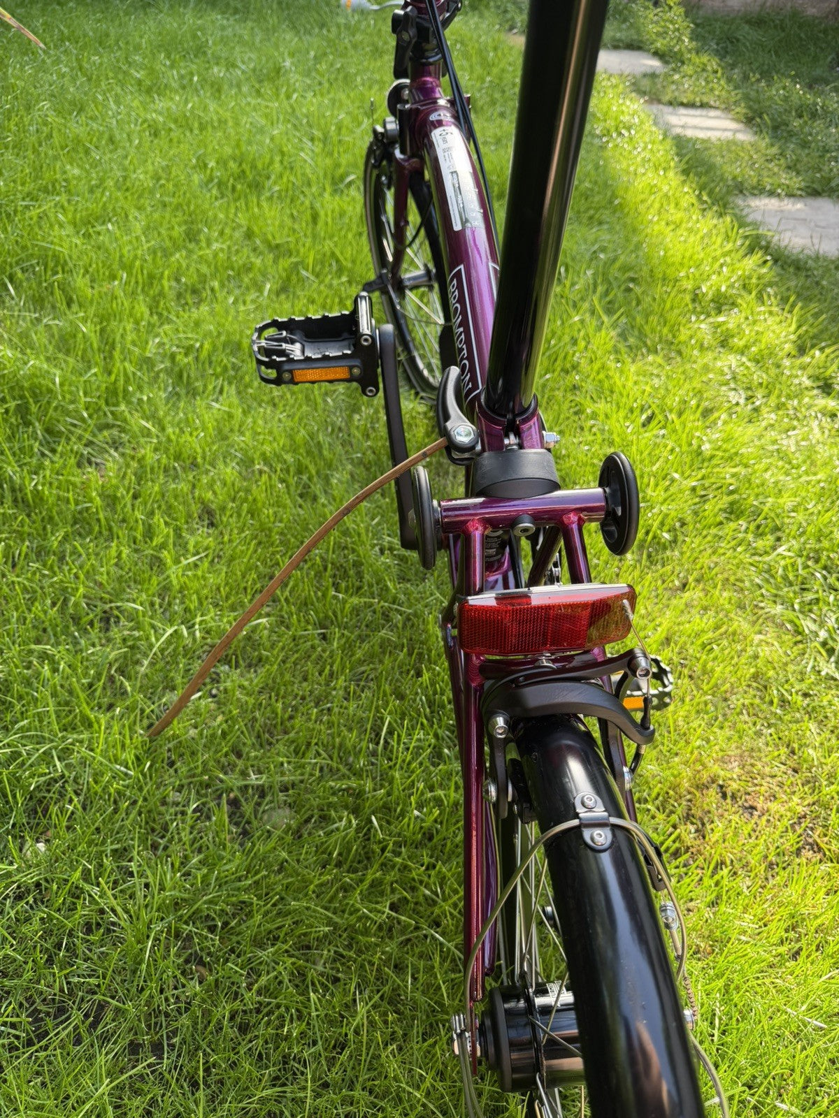 Brompton bike C-line 12-speed 2025 mid bar Amethyst Lacquer
