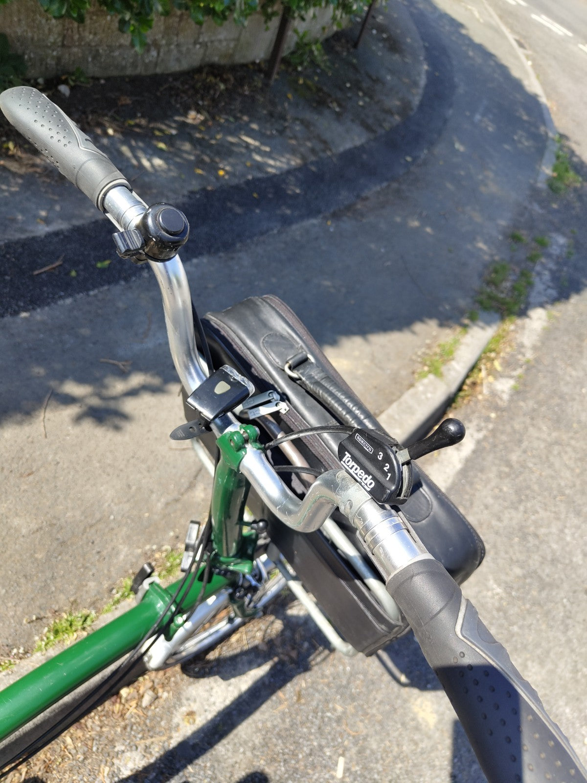 Brompton Folding Bike – 3 Speed – With Front Carrier Bag & Rack –Great Condition