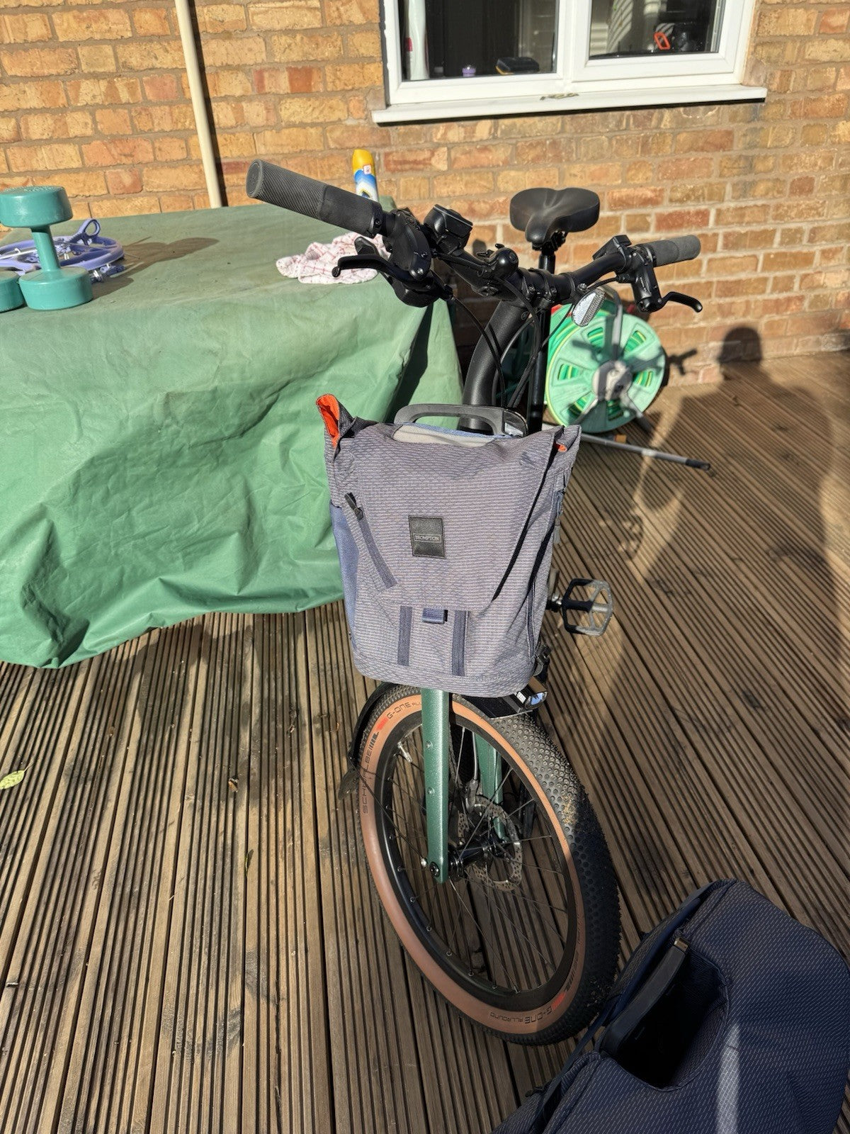 Brompton G Line 20in Folding Bike Green Disc Brakes Mudguards Front Light