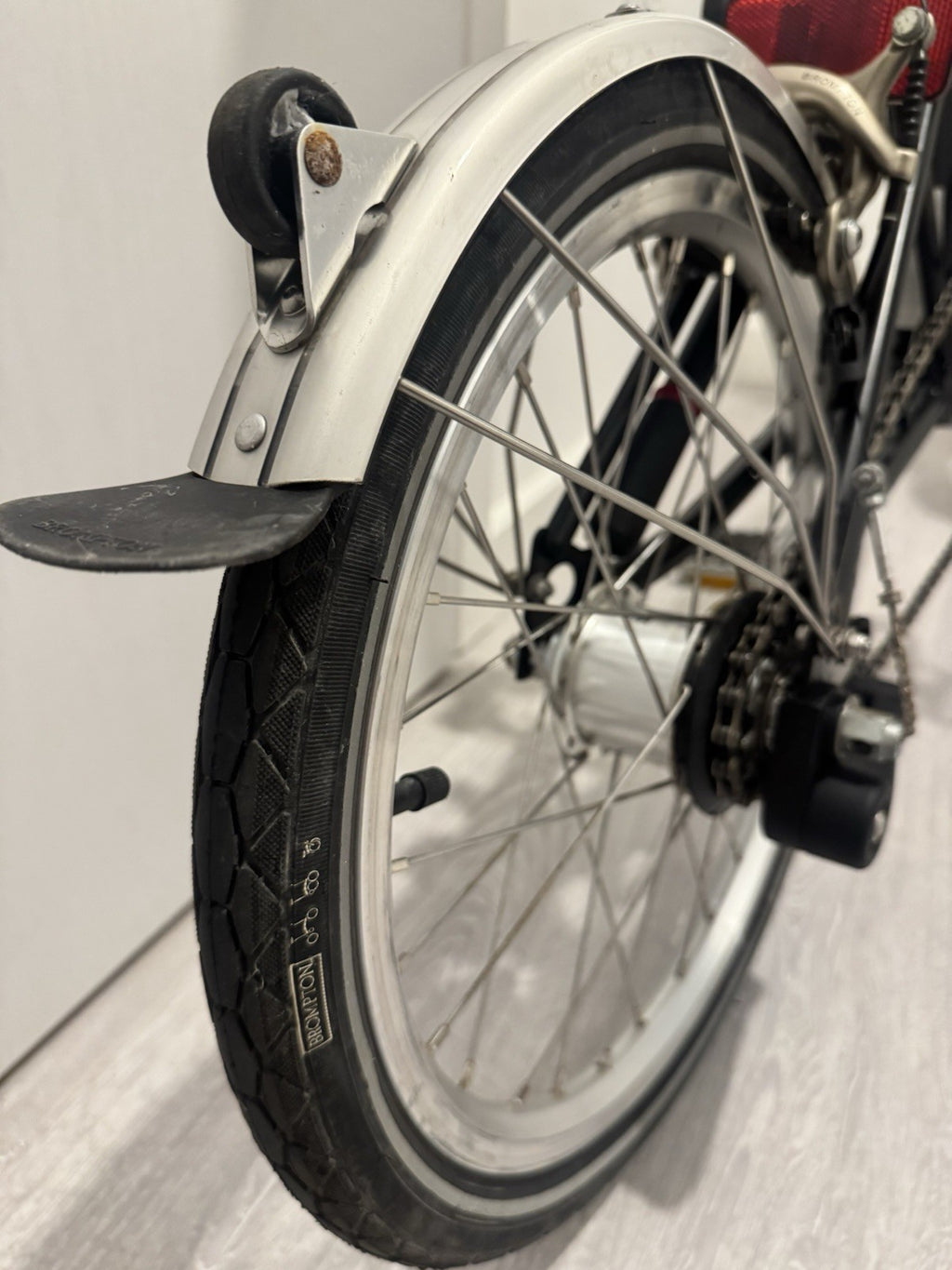 Brompton M6L 6 Speed Folding Bike – Black – Great Working Order – With Pump