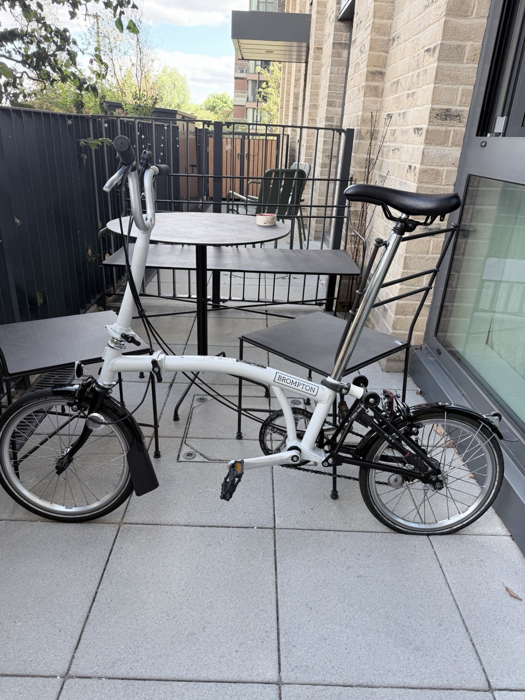 Brompton Folding Bike - A Line 3-speed - White 2024 Model