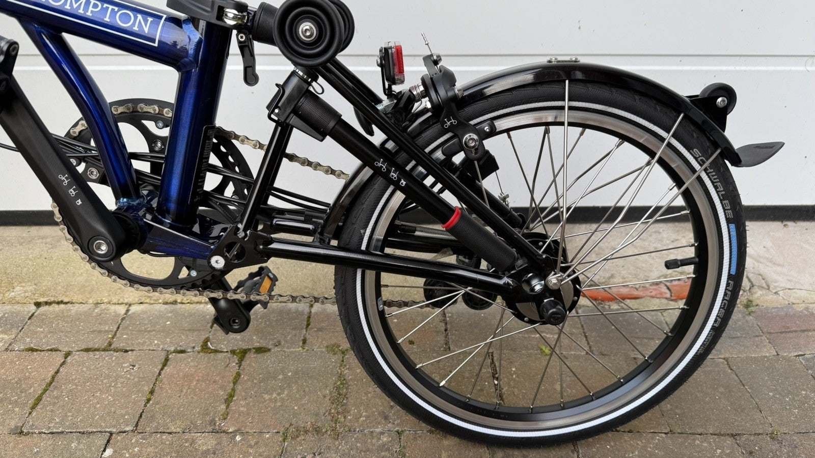 Brompton - C Line E-Folding Bike - M6L -Bolt Blue Lacquer - Near Mint Condition