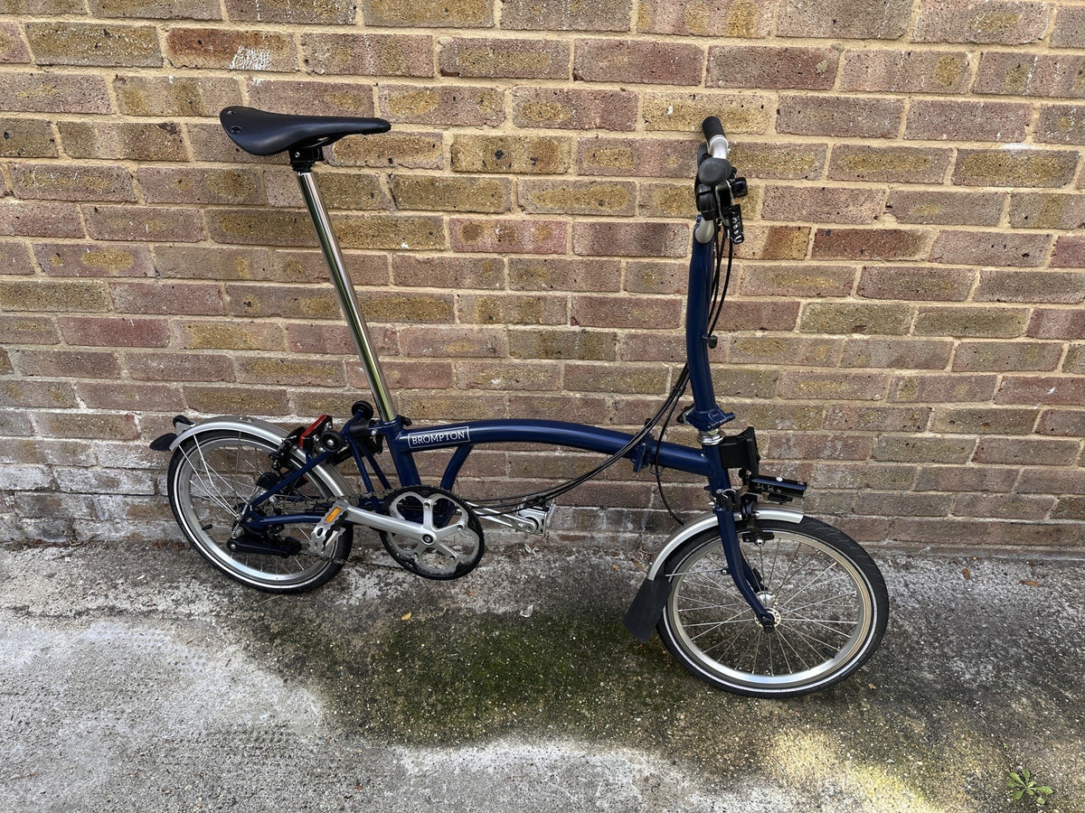 Brompton C Line Explore 2024 6-Speed, Tempest Blue, Excellent Condition, Lights