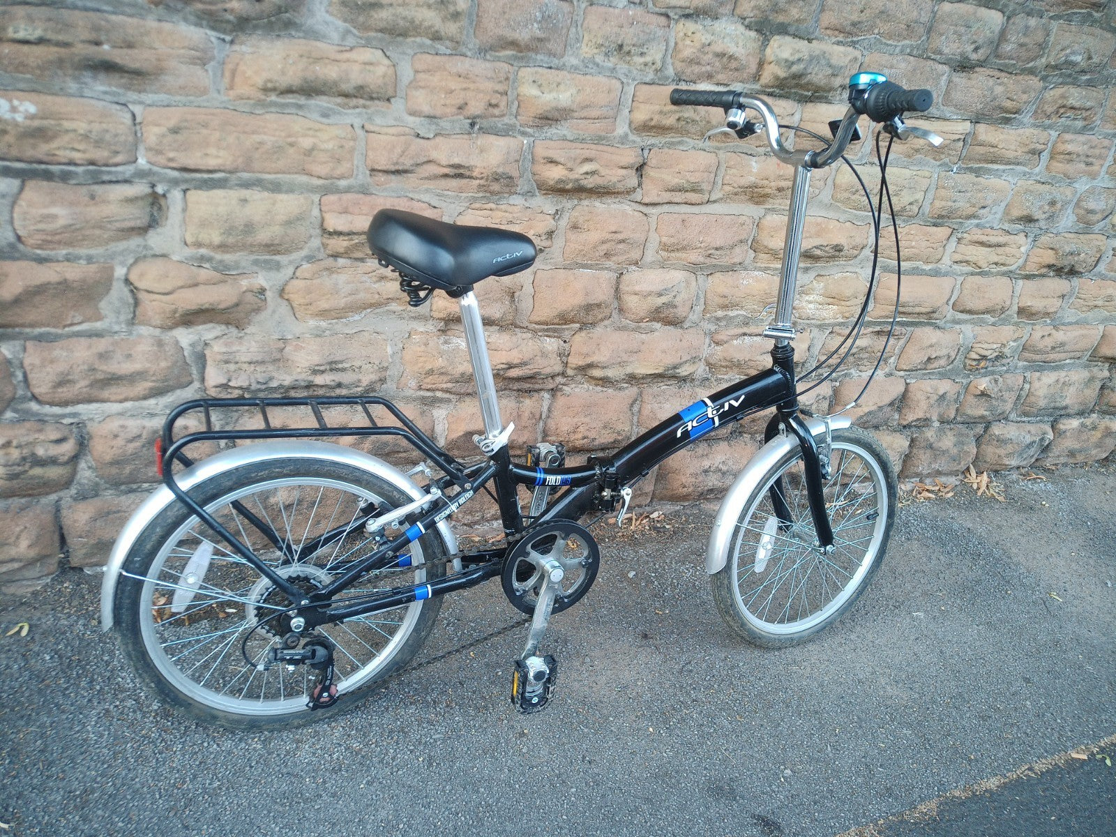 Raleigh Active 20-inch wheel Folding bike VGC