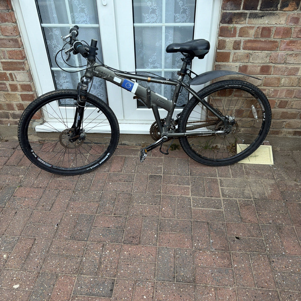 Dahon Matrix Joe Murray Folding bike 26” Wheel 24 spd Rockshox forks . FAULTY