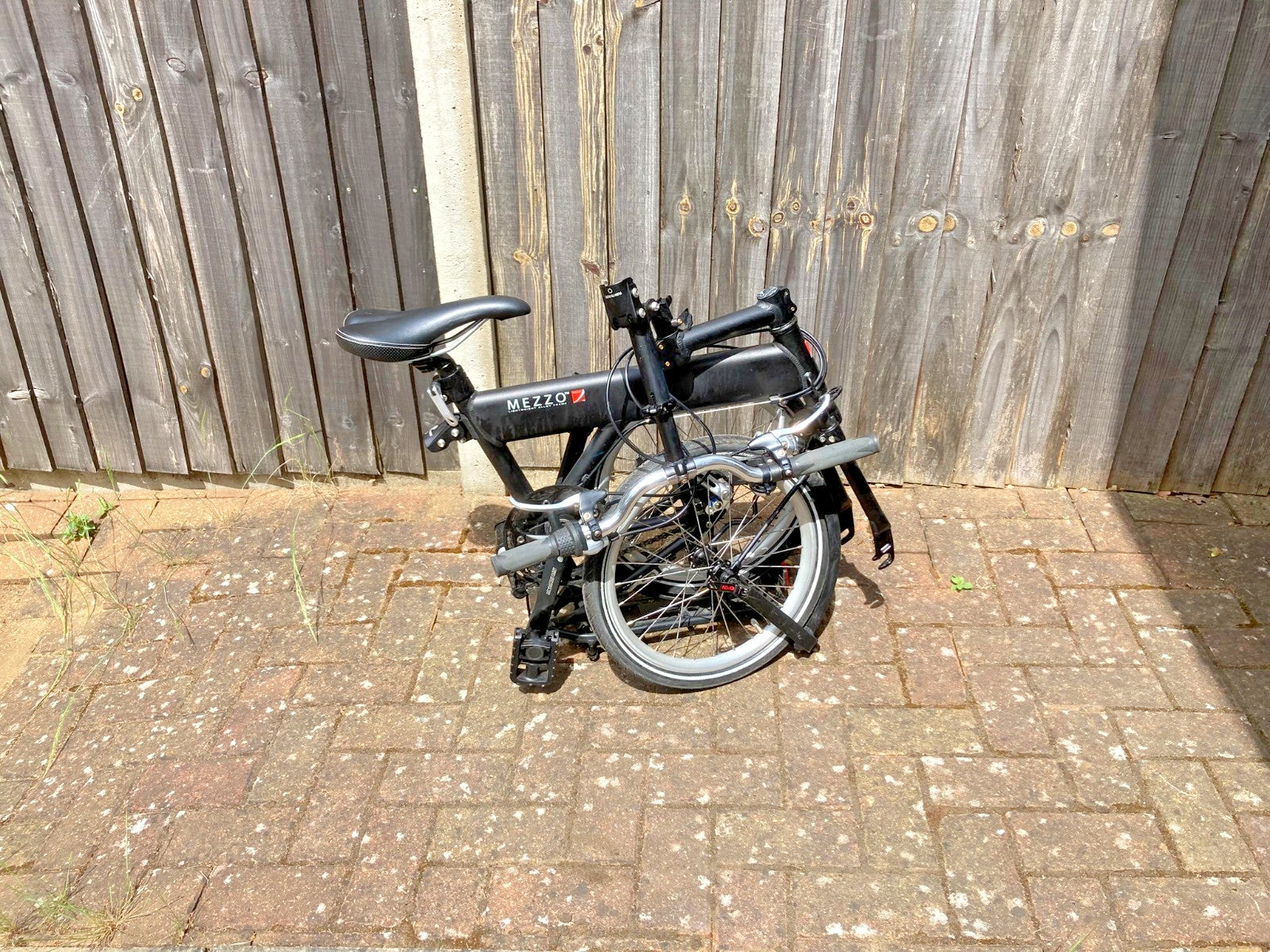 Mezzo i4 four speed black Folding Bike, 16” wheel, serviced, hardly used