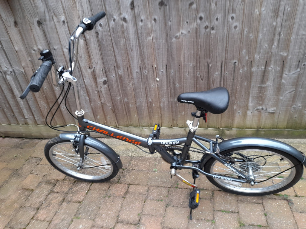 Holborn Challenge 20-inch Wheels Folding Bike Unisex With 6 Gears.