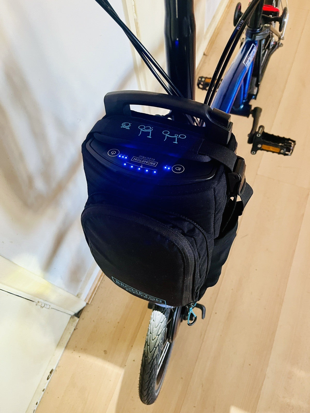 Brompton bike C Line Explore -e- 6-Speed,  Blue Lacquer, One Size