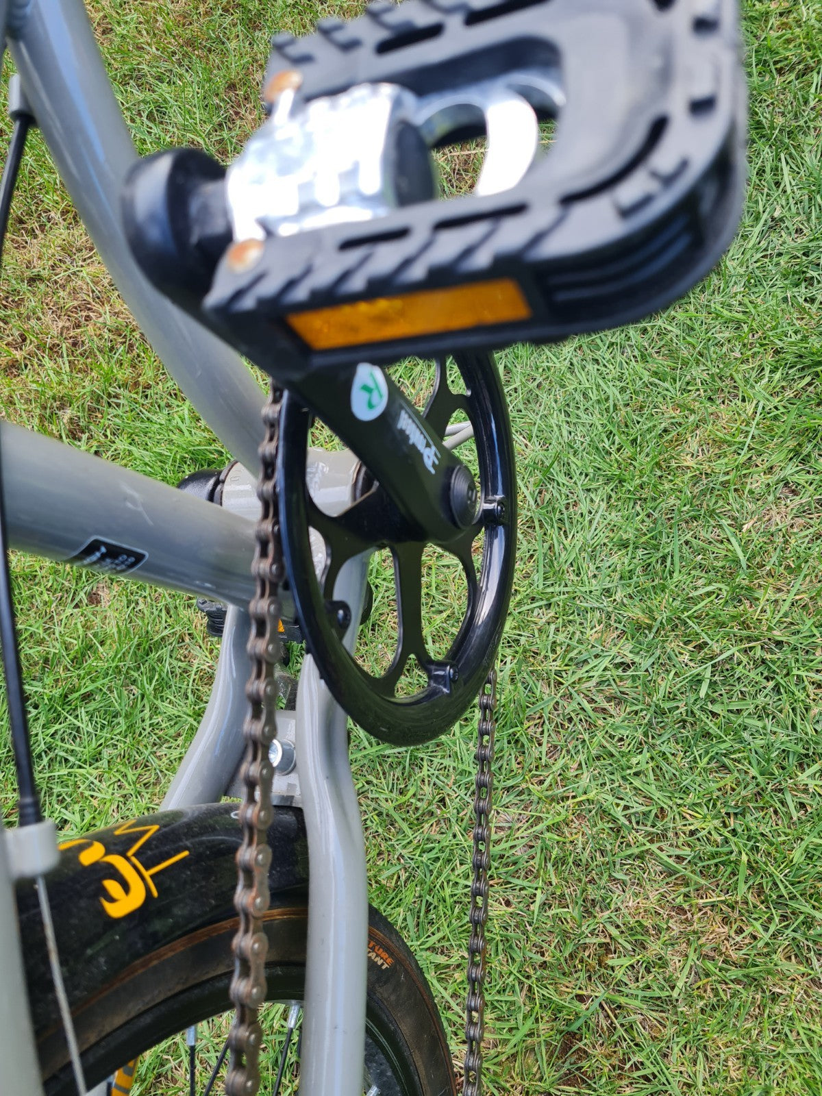 Raleigh Evo Two Folding Bike.  (Two Bikes Available - Collection only: KT22)
